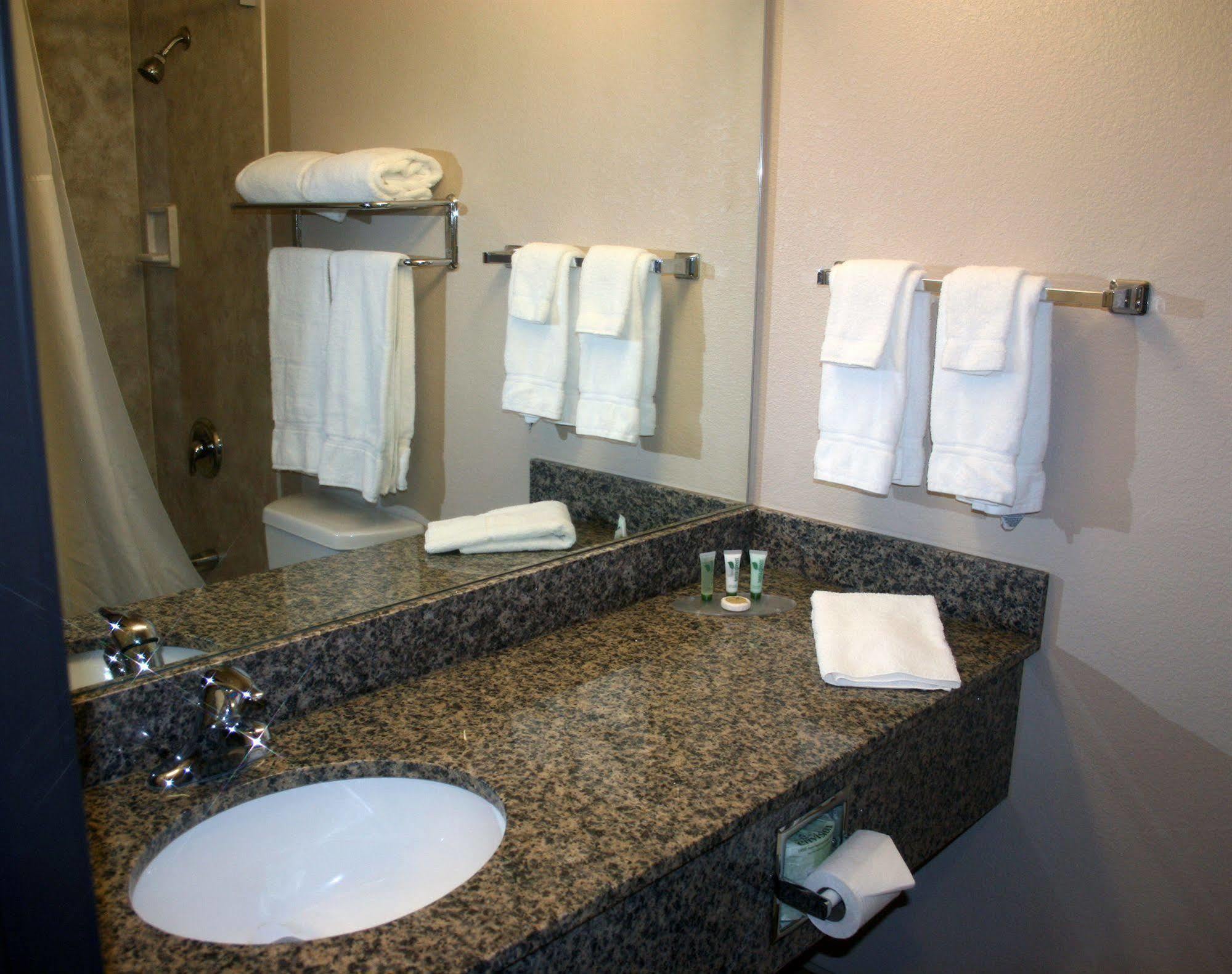 Allington Inn & Suites Kremmling מראה חיצוני תמונה